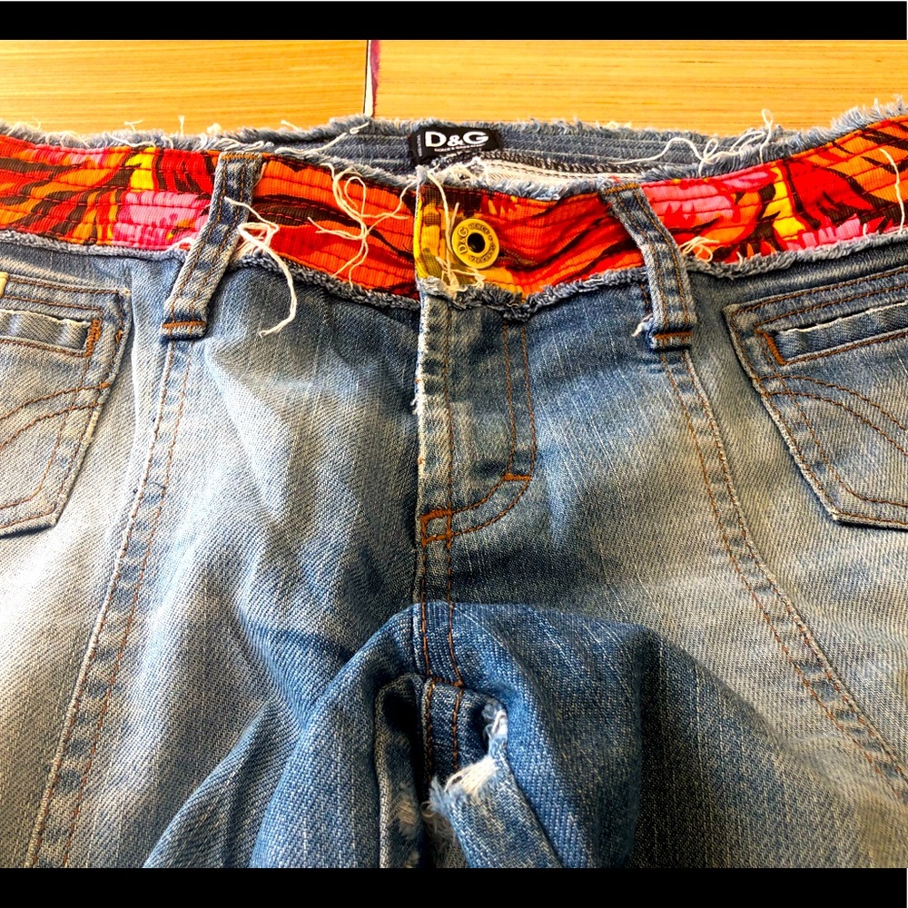 Dolce&gabbana authentic jeans. Size small. Made in Italy